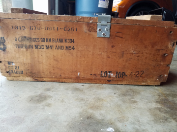 Ammunition-box.-Henry-O.-Tomlin-collecton-via-Jeanette-Tomlin-2