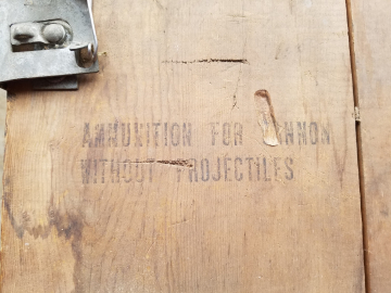Ammunition-box.-Henry-O.-Tomlin-collecton-via-Jeanette-Tomlin-3
