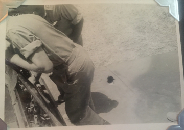 Working-on-a-damaged-P-40.-Charles-Grogan-collection-via-Steve-Grogan