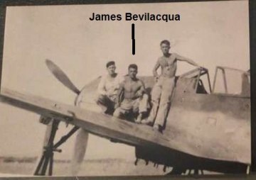 85th-FS-James-Bevilacqua-in-middle-on-FW190.-James-Bevilacqua-collection-via-Jean-and-Ron-Bevilacqua-