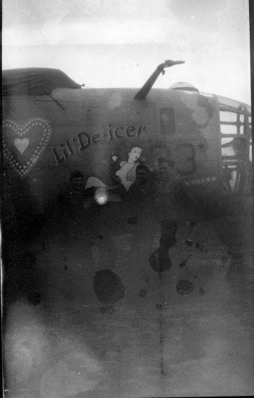 B-24-named-Lil-De-icer-98th-BG-345th-BS.-Montie-Whittenberg-collection-via-Ron-Whittenberg