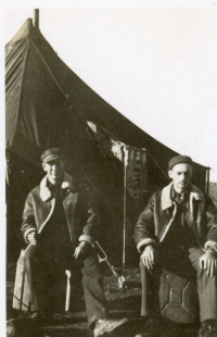 85th-FS-possibly-Paul-Gunderson-on-left-and-Henry-Tomlin-in-front-of-tent.-Elven-G.-Hubbard-collection-via-his-family