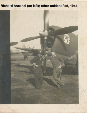 86th-FS-Richard-Ascenzi-on-left-beside-P-47-1944-via-the-Richard-Ascenzi-family