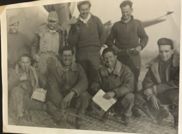 86th-FS-ground-crew1.-Rocco-Soranno-collection-via-Marlene-Iaciofano