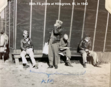 1_86th-FS-at-Rhode-Island-1942.-Horace-Cumberland-collection-via-Claudia-Beckley-2