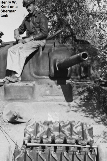 86th-FS-Henry-W.-Kent-on-Sherman-tank-1-Henry-Kent-collection-via-his-family