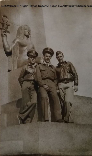 86th-FS-L-R-Bill-Taylor-Robert-Fuller-Jake-Chamberlain.-William-R.-Taylor-collection-via-Elyn-Sulger