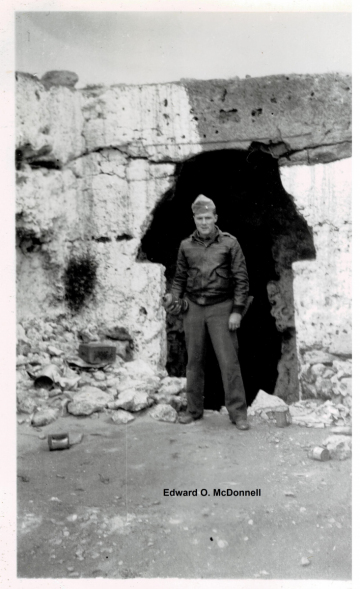 87th-FS-Edward-O.-McDonnell-at-ruins.-Edward-O.-McDonnell-collection-via-the-McDonnell-Barry-family-