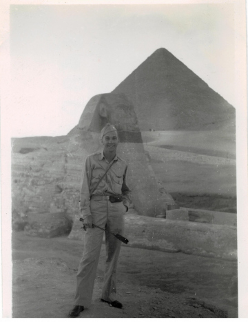 Unidentied-individual-in-front-of-Sphinx-and-pyramid.-Edward-O.-McDonnell-collection-via-the-McDonnell-Barry-family