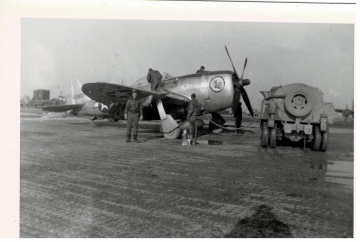 87th-FS-P-47-PASSIONATE-PAT-possibly-Cesenatico-Italy-1945.-Lloyd-P.-Jonas-collection-via-his-family