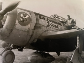87th-FS-P-47-named-LA-DERRIERE-ROUGE-possibly-flown-by-Richard-Cross.-Sam-Freedman-collection-via-his-family