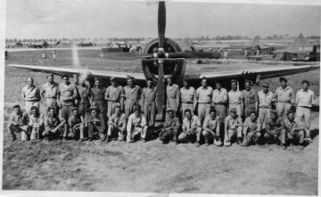 Ground-personnel-likely-87th-FS-engineering-in-Italy.-Leonard-W.-Servis-Pierson-collection-via-Jean-Pierson-Crane