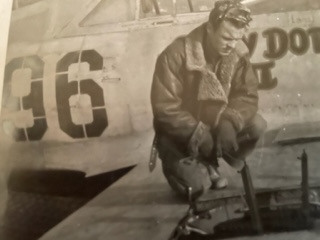 87th-FS-P-47-X96-possibly-named-OATSY-DOTES-II-individual-unidentified.-Sam-Freedman-collection-via-his-family