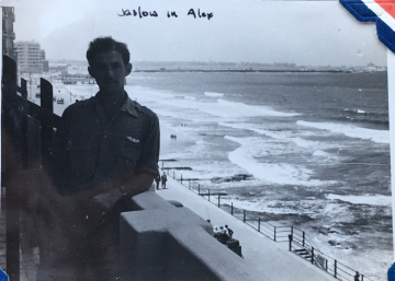 87th-FS-pilot-Lt.-Charles-Jaslow-in-Alexandria.-Charles-Grogan-collection-via-Steve-Grogan