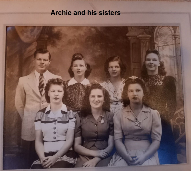 Archie-with-his-sisters-via-Jack-Sipe