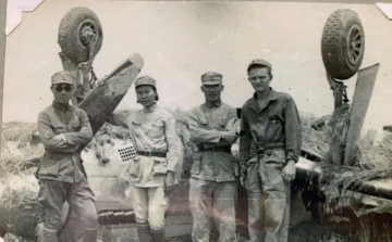 86th-FS-Horace-W.-Cumberland-China-1945-damaged-P-51.-Horace-Cumberland-collection-via-Claudia-Beckley